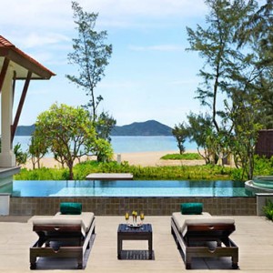 banyan-tree-vietnam-beach-pool-villa-pool