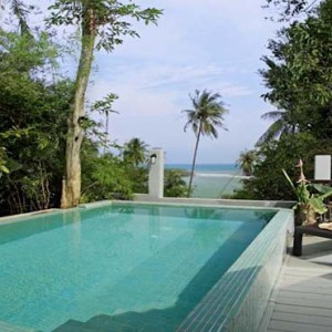 centara-villa-koh-samui-holiday-room-pool