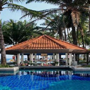 centara-grand-beach-resort-koh-samui-holidays-dip-and-sip