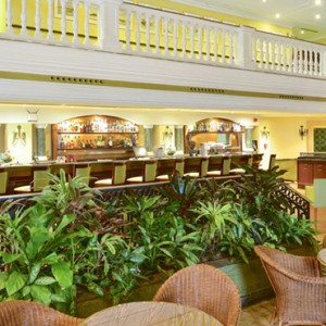 lobby-iberostar-parque-central-luxury-cuba-holiday-packages