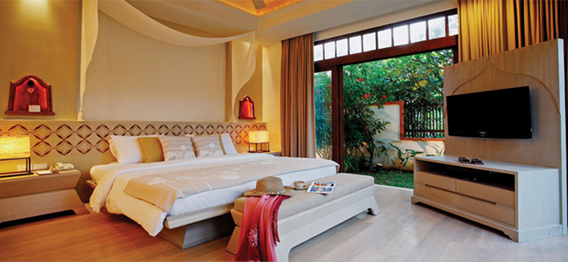 melati-beach-resort-and-spa-koh-samui-holidays-pool-villa-suite-bedroom
