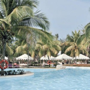 pool-2-pardisus-rio-de-oro-resort-spa-luxury-cuba-holidays