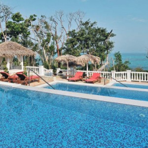 pool-3-pardisus-rio-de-oro-resort-spa-luxury-cuba-holidays
