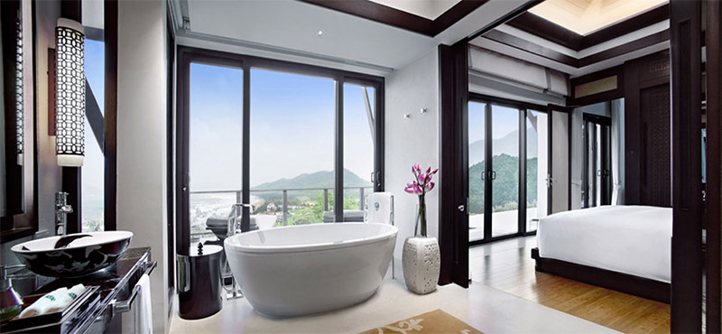 two-bedroom-seaview-hill-pool-villa-bathroom