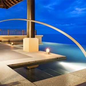 vana-belle-koh-samui-holidays-grand-pool-suite-terrace-at-dusk
