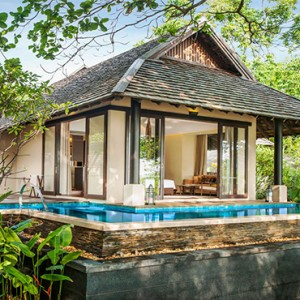 vana-belle-koh-samui-holidays-tropical-pool-suite-pool-exterior