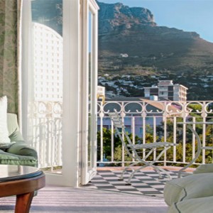 belmond-mount-nelson-hotel-cape-town-holiday-suite-balcony