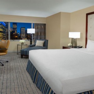 crowne-plaza-times-square-manhattan-new-york-holiday-traditional-king