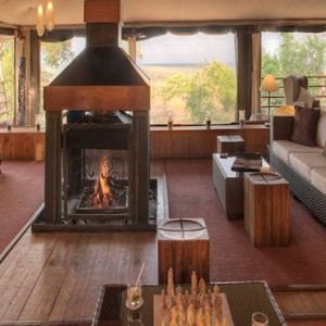 fire-place-serengeti-bushtops-luxury-tanzania-holiday-packages