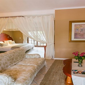 hlangana-lodge-south-africa-holidays-suite-room