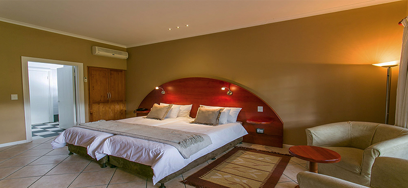 hlangana-lodge-south-africa-holidays-superior-room