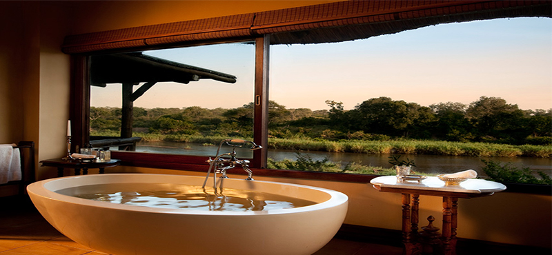 lion-sands-game-reserve-south-africa-narnia-lodge-bathroom