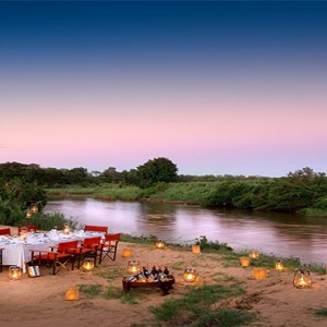 lion-sands-game-reserve-south-africa-river-lodge-outside-dining