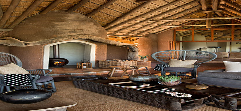 madikwe-safari-lodge-south-africa-holiday-kopano-lodge-outside-lounge