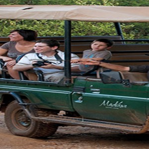 madikwe-safari-lodge-south-africa-holiday-family-safari