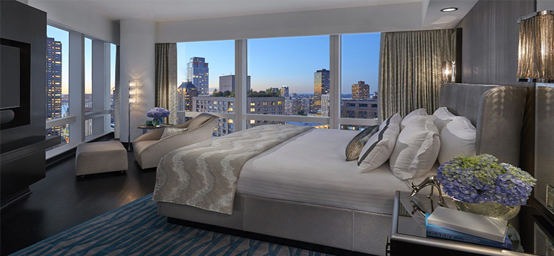 mandarin-oriental-new-york-holiday-hudson-river-view-suite-room