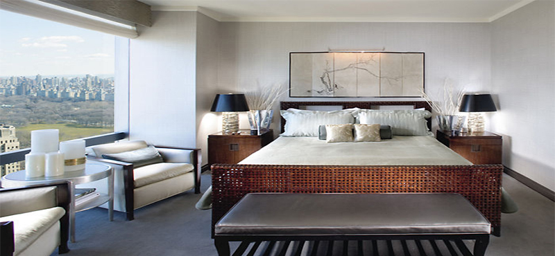 mandarin-oriental-new-york-holiday-taipan-suite-bedroom