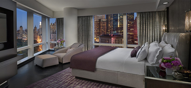 mandarin-oriental-new-york-holiday-premier-central-park-view-suite-bedroom