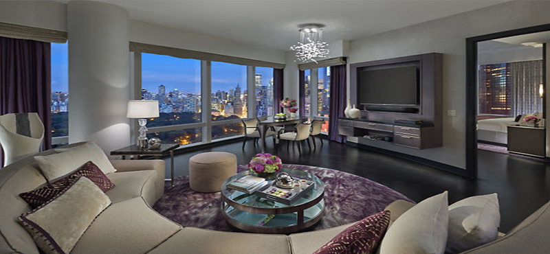 mandarin-oriental-new-york-holiday-premier-central-park-view-suite-lounge