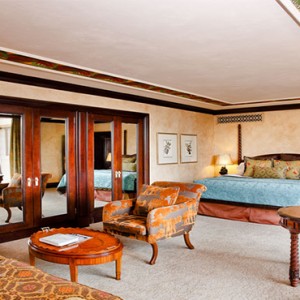 the-palace-of-the-lost-city-south-africa-holidays-african-suite-room