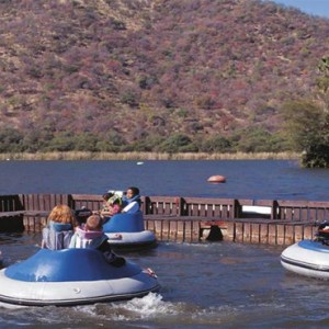the-palace-of-the-lost-city-south-africa-holidays-water-ride