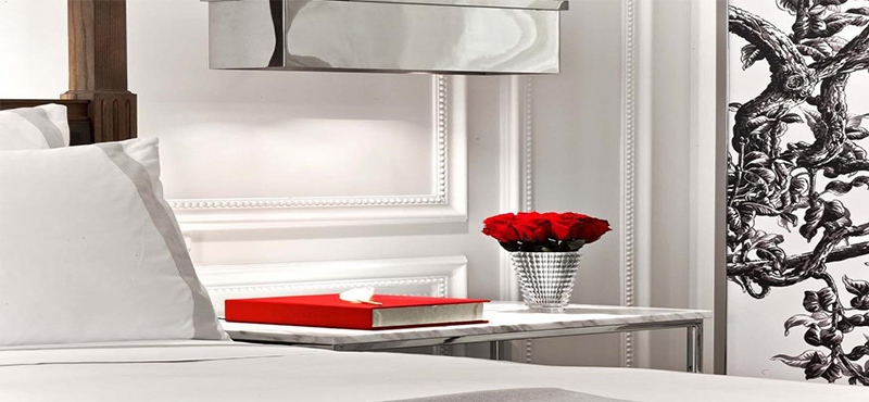 baccarat-hotel-and-residences-new-york-holiday-classic-king1