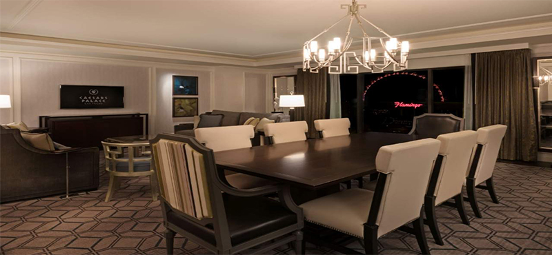 caesars-palace-las-vegas-holiday-augustus-premium-suite-1-king