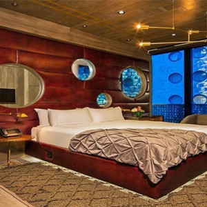 dream-downtown-new-york-holiday-guesthouse-presidential-suite-bedroom