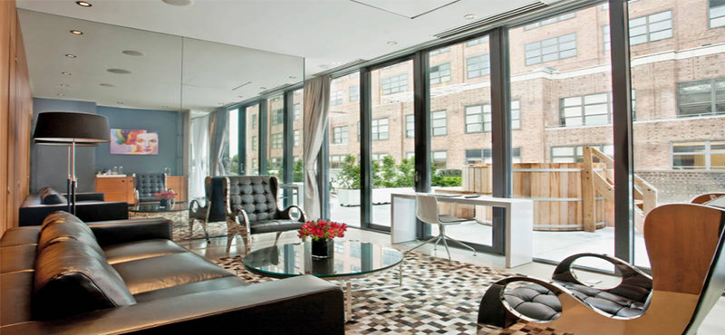 dream-downtown-new-york-holiday-south-tower-terrace-suite-living-room