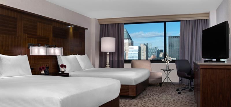 the-hilton-times-square-new-york-holidays-2-queen-size-beds