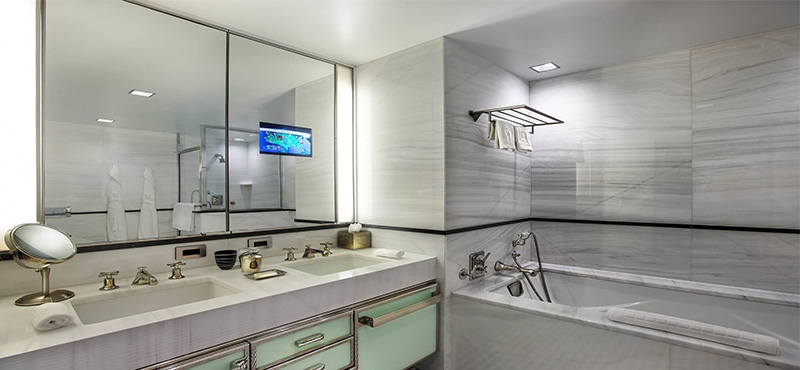 the-mark-hotel-new-york-holiday-mark-premier-two-bedroom-suite-bathroom