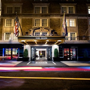 the-mark-hotel-new-york-holiday-the-mark-facade-at-night