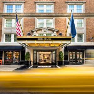 the-mark-hotel-new-york-holiday-the-mark-facade-at-day