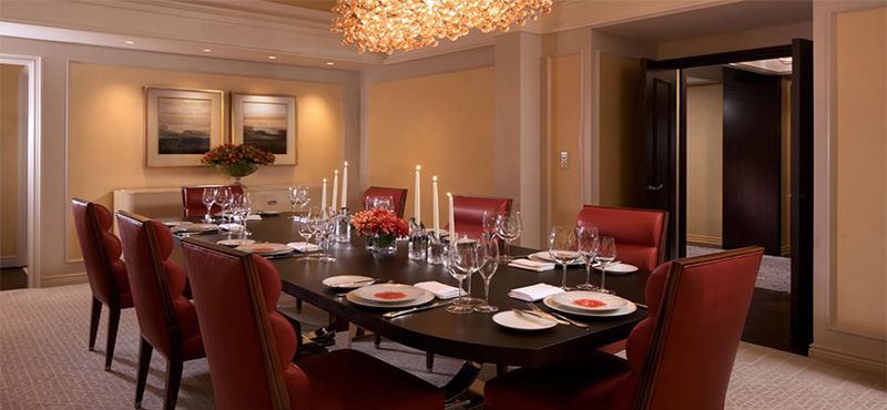 the-peninsula-new-york-holiday-the-peninsula-suite-dining-room