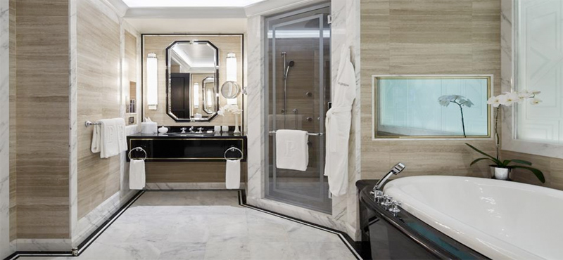 the-peninsula-new-york-holiday-the-fifth-avenue-suite-bathroom
