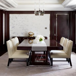 the-peninsula-new-york-holiday-the-fifth-suite-diningroom