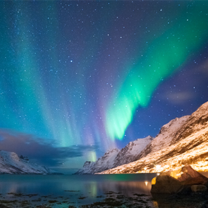 thumbnail-norway-with-northern-lights-holiday-luxury-scandinavia-holidays