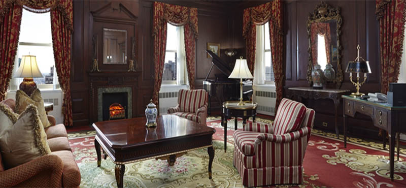 waldorf-astoria-new-york-holiday-historic-suite-living-room