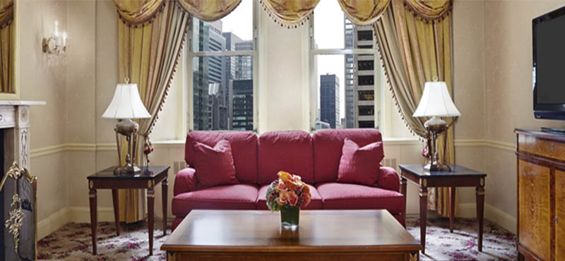 waldorf-astoria-new-york-holiday-one-bedroom-suite-living-room