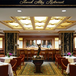 waldorf-astoria-new-york-holiday-peacock-alley-restaurant