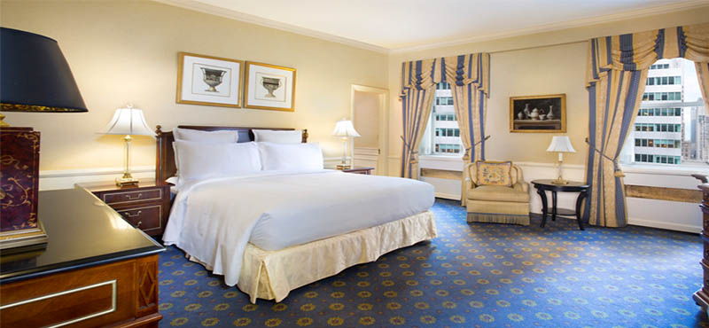 waldorf-astoria-new-york-holiday-signature-suites-bedroom-king-size