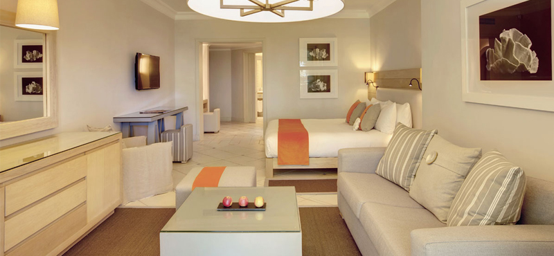 romantic-junior-suite-4-lux-belle-mare-luxury-mauritius-holidays