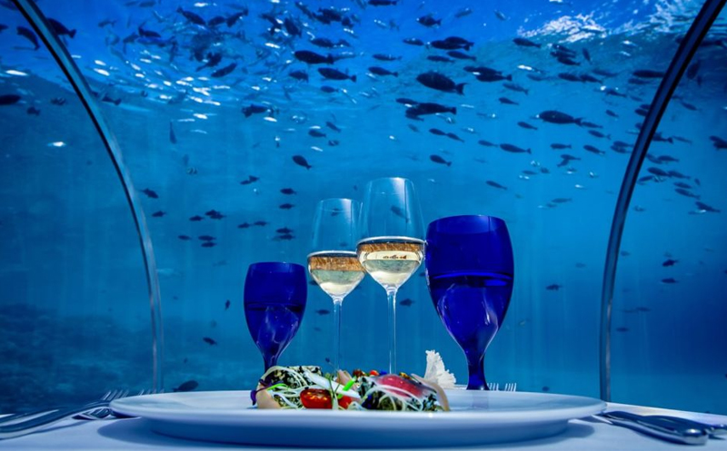 underwater-restaurant-be-one-of-the-first-to-stay-at-hurawalhi-maldives