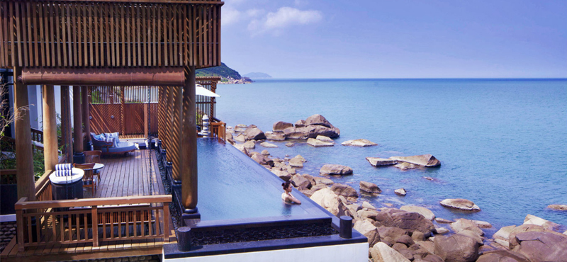 Luxury Vietnam Holiday Packages InterContinental Danang Sun Peninsula Resort Two Bedroom Seaside Villa On The Rocks 5