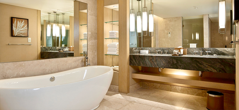 Marina Bay Sands Luxury Singapore holiday Packages Premier Room Bathroom
