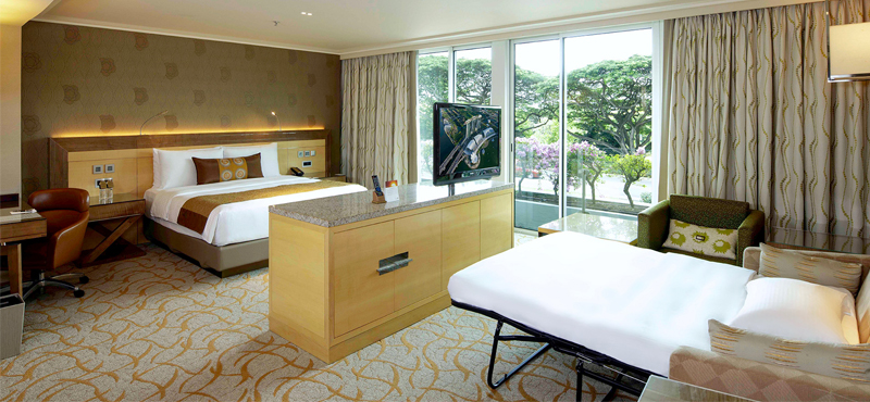 luxury Singapore holiday Packages Marina Bay Sands Family Room 4