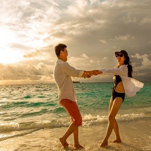 honeymoon - ayada maldives - luxury maldives holidays