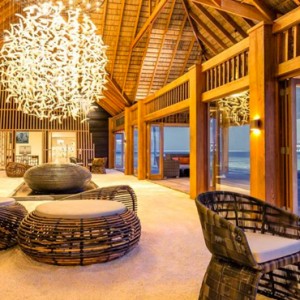 Bar - Hurawaihi - Luxury Maldives Honeymoon