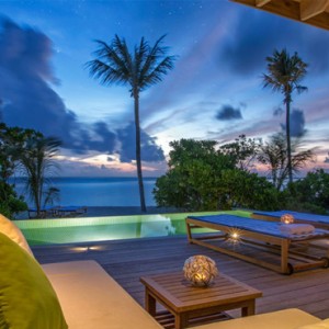Beach Pool Villas - Hurawaihi - Luxury Maldives Honeymoon