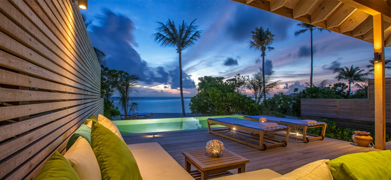 Beach Pool Villas - Hurawaihi - Luxury Maldives Honeymoon